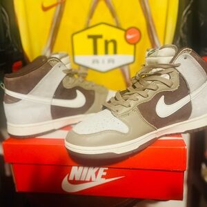 Nike Dunk high light mocha